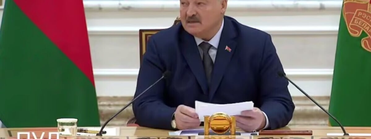 Лукашенко потребовал «опустить» преподавателей белорусских вузов «на грешную землю»