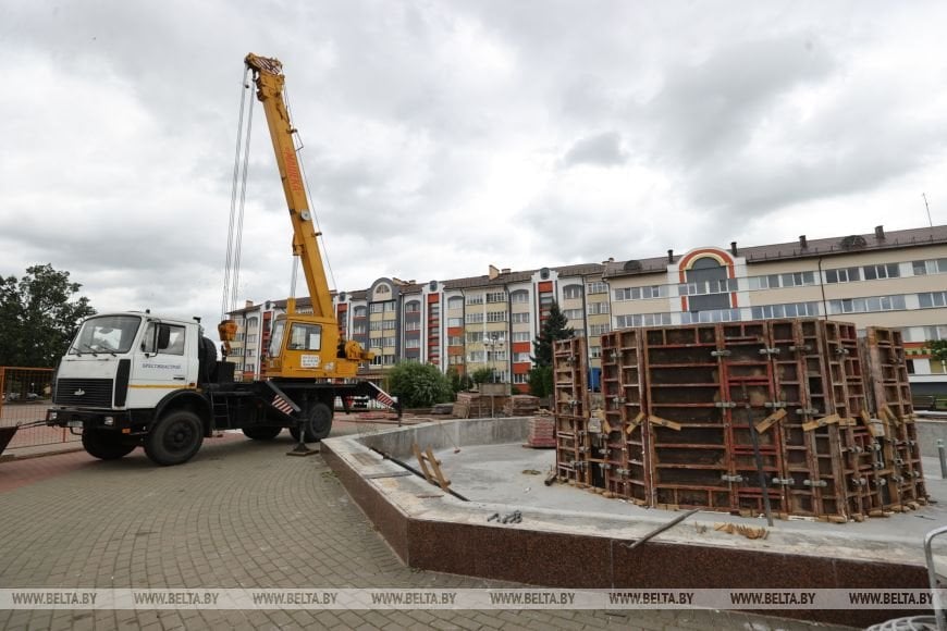 Ивацевичи готовятся ко Дню белорусской письменности. Фотофакт