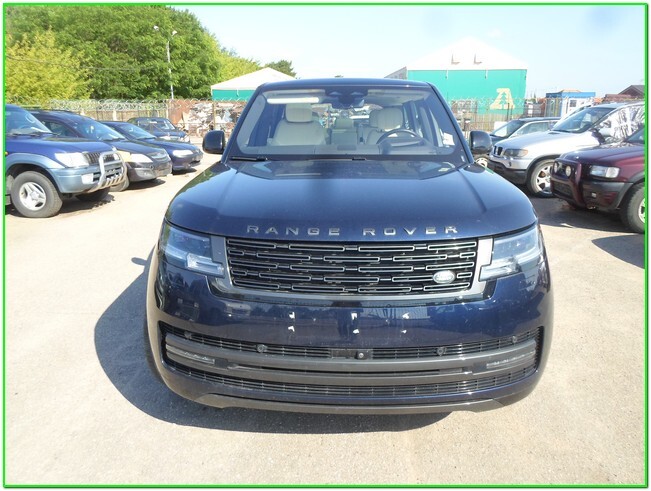 В конфискате продают Range Rover с перебитым VIN. Цена весьма высока