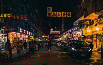 Объемы продаж новых автомобилей в Латвии сократились