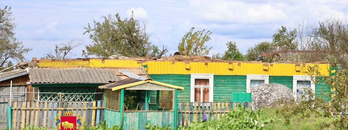 На Гродненщине ветер снес крыши домов — Фото