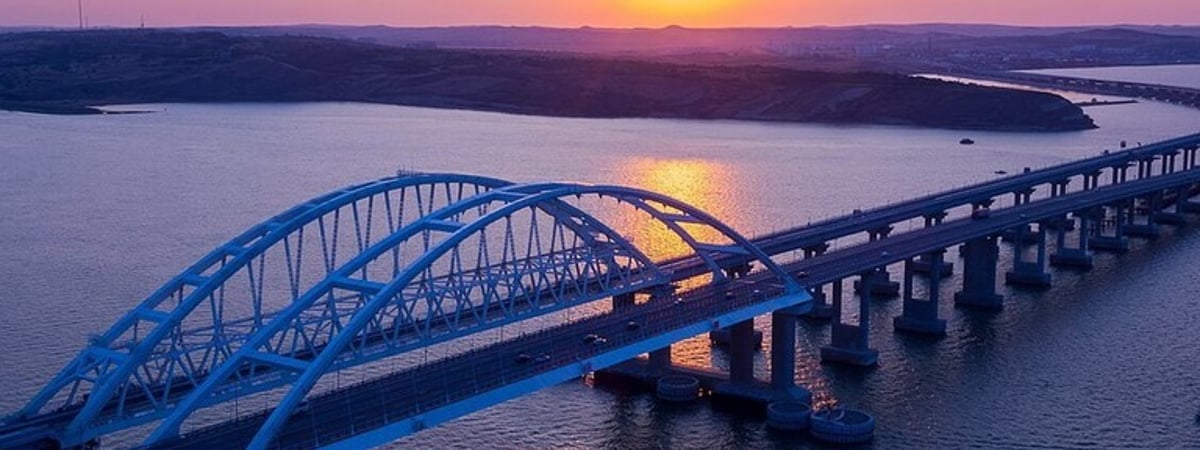 Деньги не пахнут? Как и почему Беларусь торгует с Крымом и Донбассом