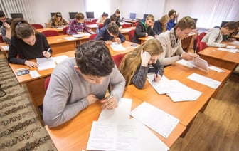 Совмин Беларуси изменил порядок проведения ЦТ. Что запретили приносить на экзамен? — Официально