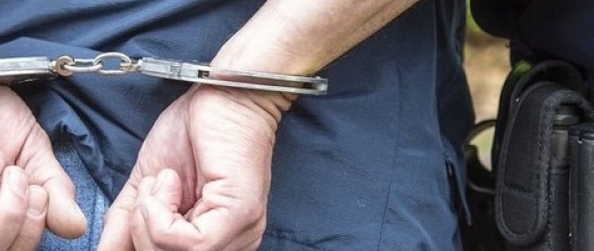 В Беларуси вынесли приговор мужчине, изрезавшему ножом беременную подругу