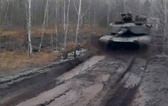 Появилось первое видео американского танка Abrams в Украине — Видео