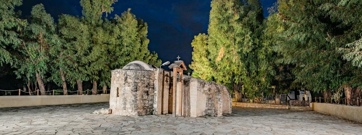 Кипрский банк Hellenic закрывает счета гражданам РФ