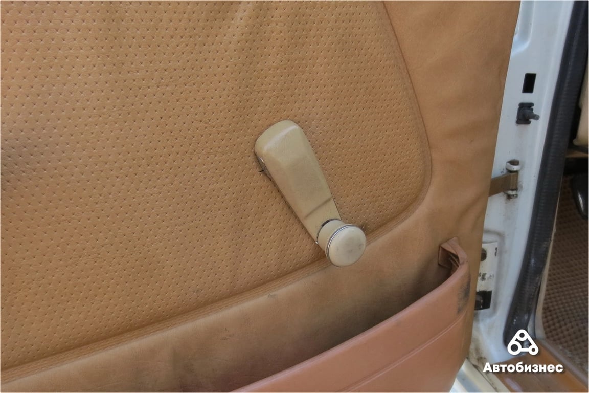 Погибать под забором такие автомобили не должны: мнение владельца Mercedes W123
