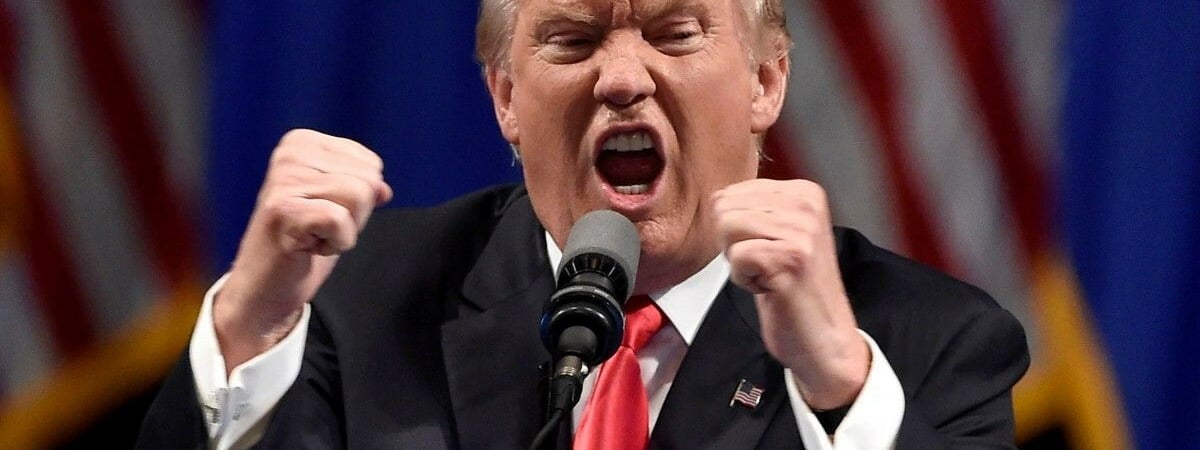 Трамп объявил себя новым президентом США — Неофициально