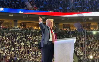 Трамп раскритиковал "Охоту на ведьм" демократов: нельзя криминализировать инакомыслие