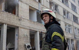 Россия и Украина обвиняют друг друга в пожаре на Запорожской АЭС
