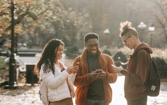 В Казахстане появится черный список мобильных телефонов