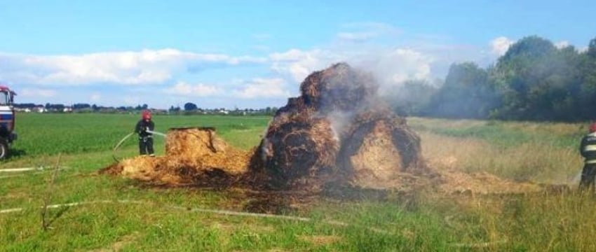В Бресте горела солома