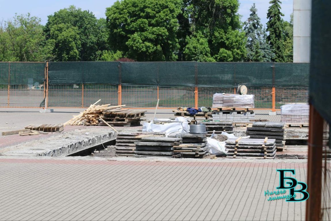 Начался ремонт у Вечного огня в Брестской крепости