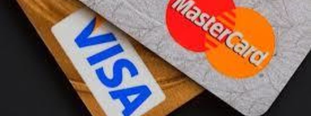 Счета белорусов блокируют из-за "подозрительных" переводов