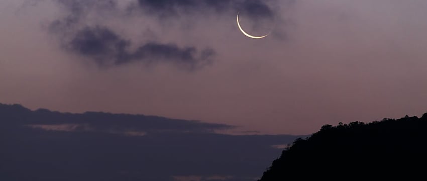 Получила небольшой ушиб легких и синяки: в России девушка выпала с 13 этажа и осталась жива