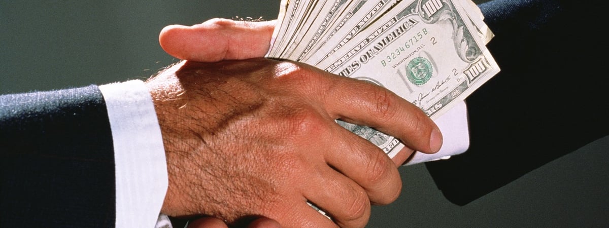 Начальник милиции Гродно рассказал, сколько человек задержали за взятки