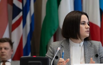 «Мы не просим мир сражаться за нас. Помогите нам» — Тихановская в Давосе