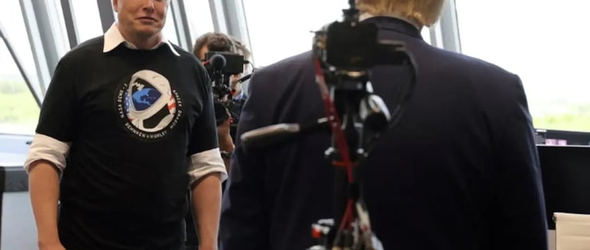 Прямой эфир: В начале интервью Илона Маска с Дональдом Трампом возникли сбои
