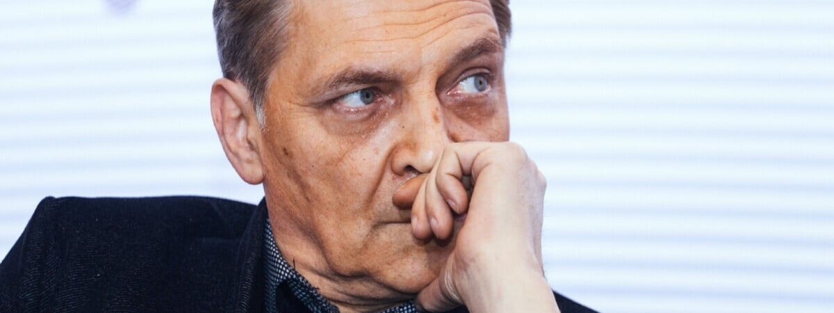 Суд в Минске признал экстремистскими соцсети российского журналиста Невзорова