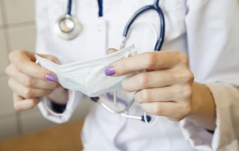 Стало известно, когда начнется вакцинация против вируса папилломы человека