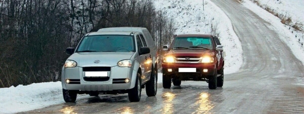 В МВД попросили белорусских водителей отказаться от «сложных манёвров» из-за оранжевого уровня опасности. Где ожидать гололедицу?