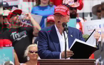 На Митинге В Неваде Дональд Трамп Предлагает Отменить Налоги На Чаевые