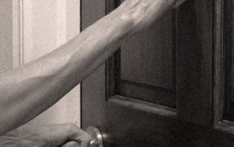 Житель Лунинца воровал деньги у соседки по съемной квартире в Минске. Ущерб — более 9 тыс. рублей