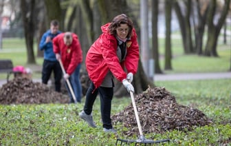 В Минтруда назвали 4 категории белорусов, которых не пустят на субботник — Полезно