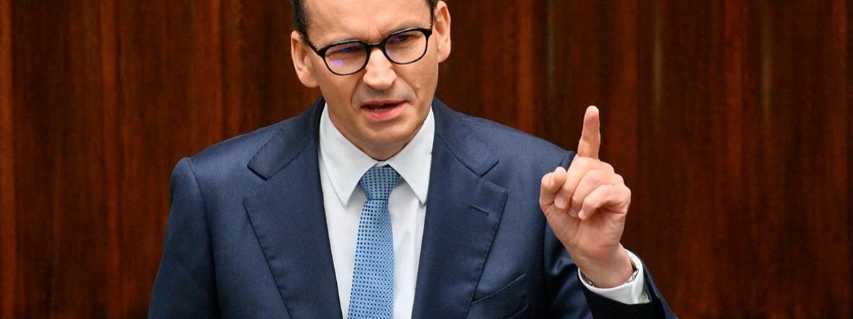 Прокуратура потребовала лишить депутатского иммунитета экс-премьера Польши. В чем обвинили?