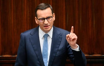 Прокуратура потребовала лишить депутатского иммунитета экс-премьера Польши. В чем обвинили?