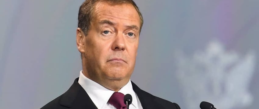 Россия пока не применила ядерное оружие, потому что терпелива – Медведев