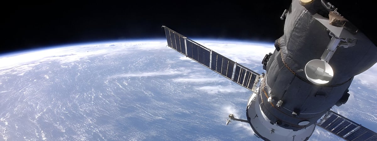 Лукашенко подписал указ о новом белорусско-российском спутнике. Когда запустят? — Официально