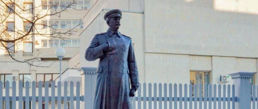 В Вологде открыли памятник Сталину