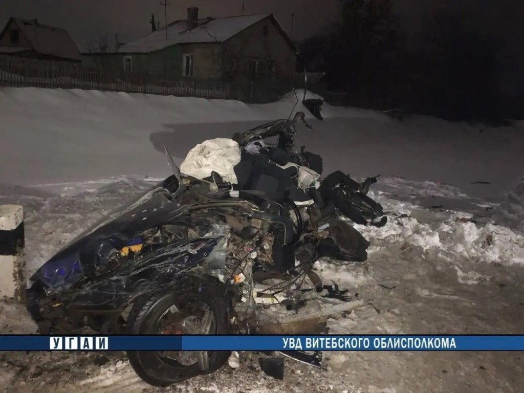 Поезд врезался в легковушку в Оршанском районе