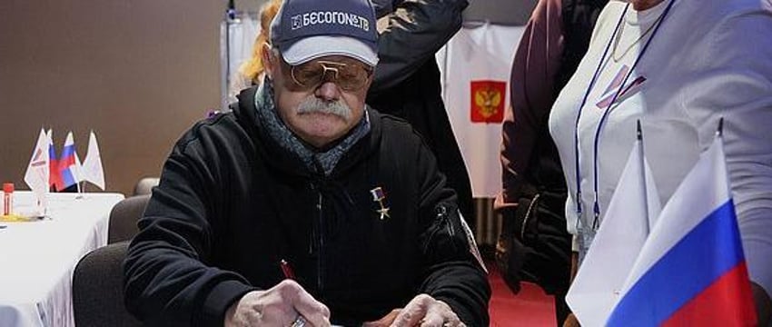 В России прошел второй день президентских выборов