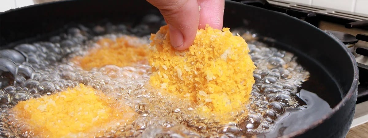 Когда масло для жарки можно использовать повторно? Есть одно важное правило — Полезно