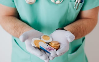 Средняя зарплата в Беларуси в декабре выросла на 15,5%