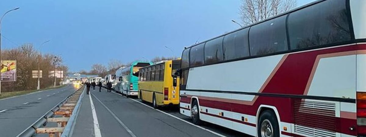 «Не покупайте билеты на автобусы». Беларусам рекомендуют пересекать границу с Польшей по новой схеме