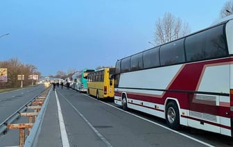 «Не покупайте билеты на автобусы». Беларусам рекомендуют пересекать границу с Польшей по новой схеме