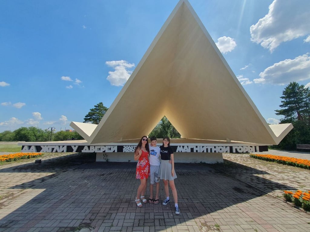 Махнули на Урал! Семья из Бреста проехала 7 000 км на стареньком BMW