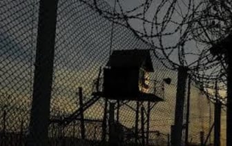 Все ушли на фронт. В России закрывают исправительные колонии — в них некому сидеть