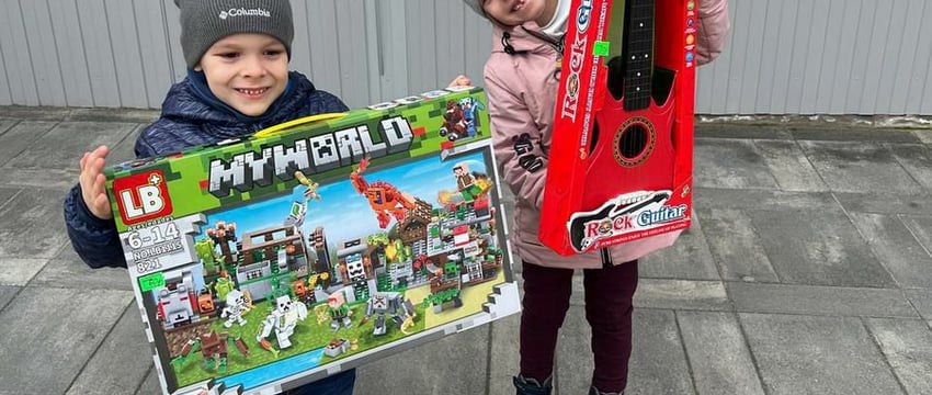 В телеграм-канале «задержанного» Александра Рогачука появились фото с внуками