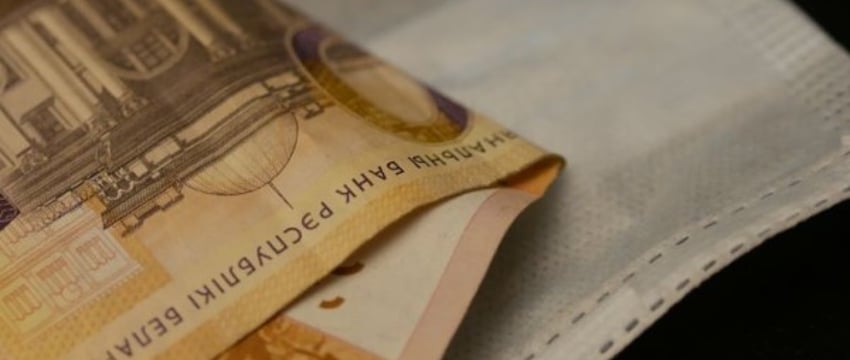 Стало известно, на сколько выросла зарплата медиков за 5 лет