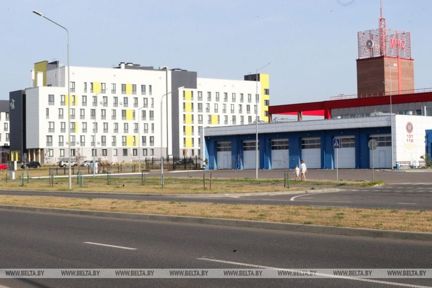 Звезда цирка из Африки женился на брестчанке и воспитывает сыновей