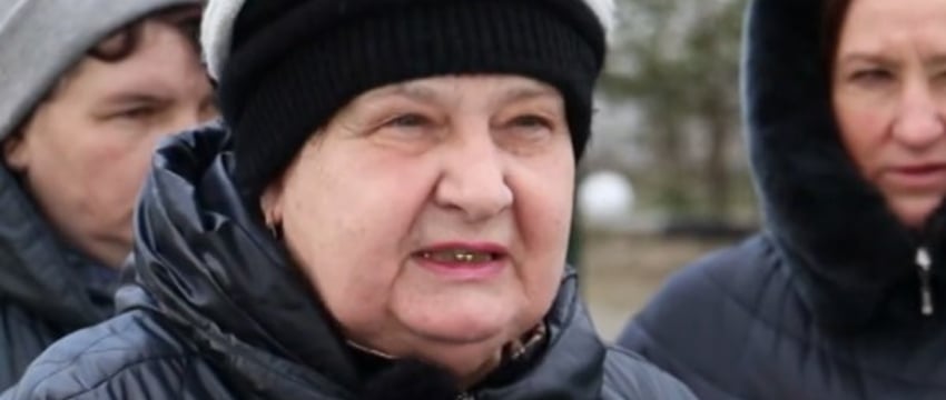 Пенсионеры требуют сноса футбольной площадки в Бресте