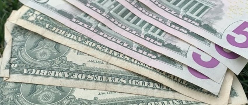 Каким будет курс доллара в 2024 году – прогноз ЕАБР