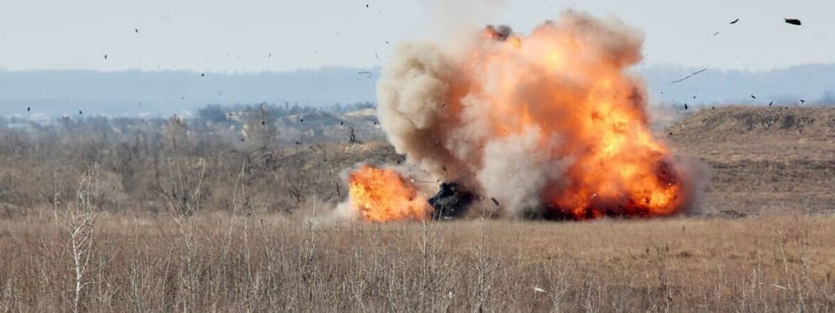 В Украине показали боевых роботов, которых отправят на фронт — Фото