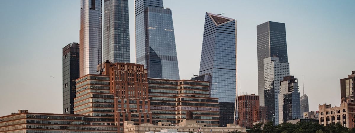 США нанесли удары по шести ракетам хуситов, направленным на Красное море