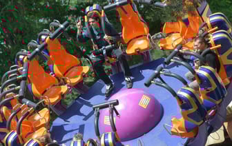 Стало известно, когда в Минске заработают аттракционы. Какими будут цены?