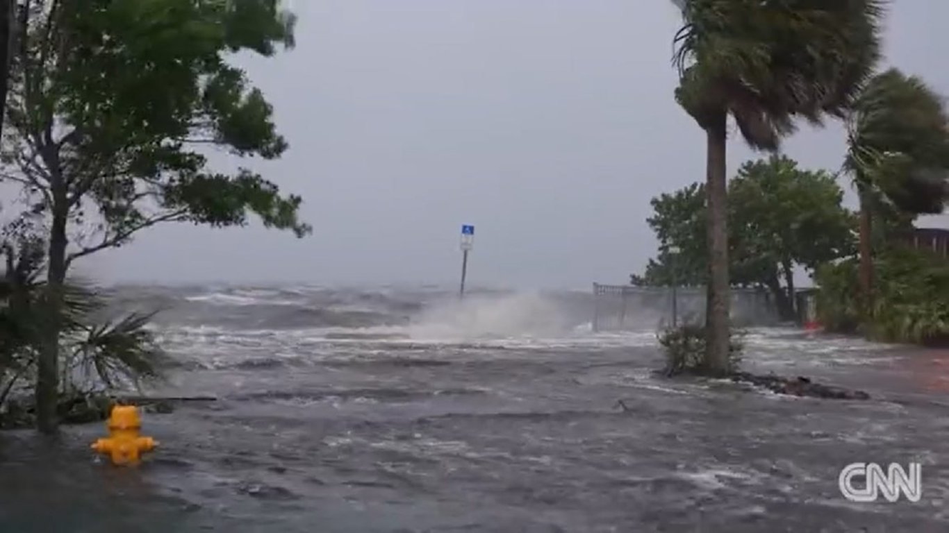 Photo 2024 10 09 23 54 32